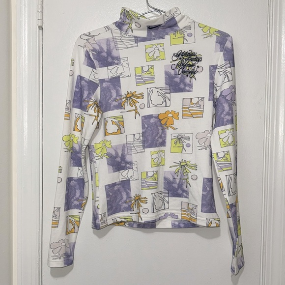 Nike WOMENS SIZE Small Essential Long Sleeve Mock Neck Shirt DO6221 100 - Picture 1 of 4